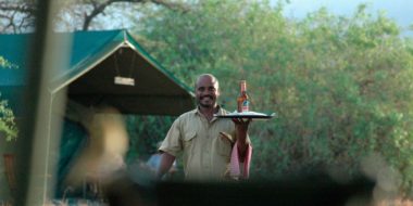 Lake Natron Halisi Camp, Mitarbeiter